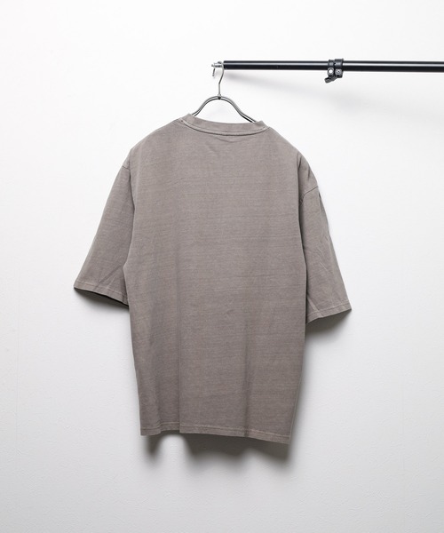 ARCHIVER(アーカイバ)の「【Ir】ピグメント加工 オーバーサイズ ショートスリーブTシャツ(Tシャツ/カットソー・レディース・ブラウン系7/ブラウン系8/ブラック系1/ブラック系3/ブラウン系4/ブラウン系6/ブラック系5/ブラック系6/ブラック系7/ブラック系8/ブラウン系1/ブラウン系2/ブラック系2/ブラック系4/ブラウン系3/ブラウン系5・MEDIUM/LARGE/X-LARGE)」の17枚目の写真