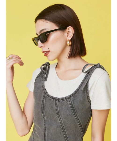 EVRIS（エヴリス）の「CATEYE FRAMEサングラス（サングラス・レディース・ブラウン/ブラック・FREE）」の5枚目の写真