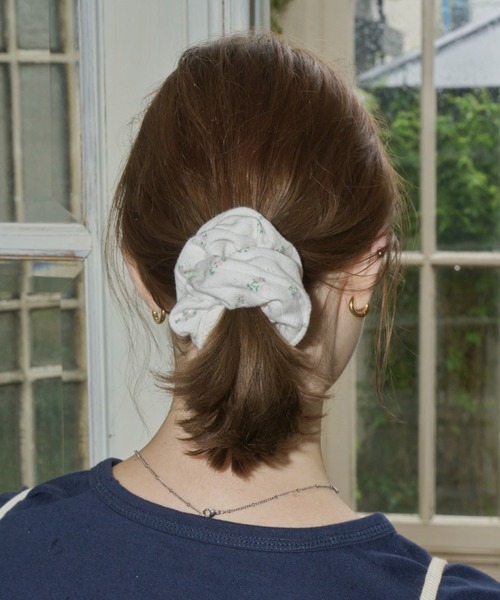 flower rib chouchou / 小花柄リブ編みシュシュ（シュシュ