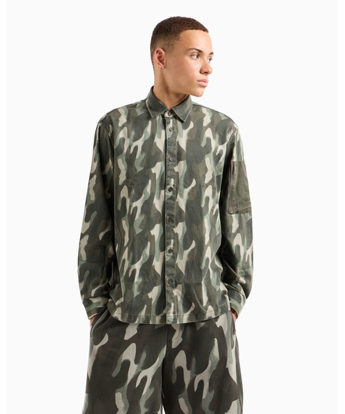 ARMANI EXCHANGE(アルマーニエクスチェンジ)の「【A|X アルマーニ エクスチェンジ】オールオーバーカモフラージュ 長袖シャツ/BOXY(シャツ/ブラウス・メンズ・カーキ・SMALL/MEDIUM/LARGE/X-LARGE/X-SMALL)」の5枚目の写真