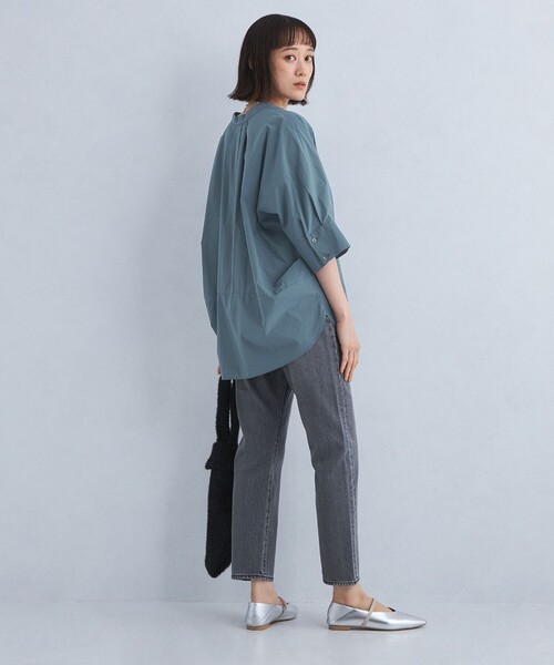 green label relaxing（グリーンレーベルリラクシング）の「バンドカラー スキッパー シャツ（シャツ/ブラウス・レディース・ダークグリーン/ホワイト/ダークグレー・FREE）」の6枚目の写真