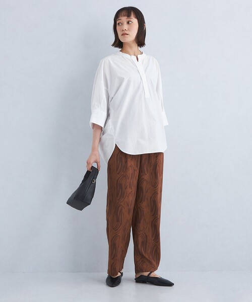 green label relaxing（グリーンレーベルリラクシング）の「バンドカラー スキッパー シャツ（シャツ/ブラウス・レディース・ダークグリーン/ホワイト/ダークグレー・FREE）」の9枚目の写真