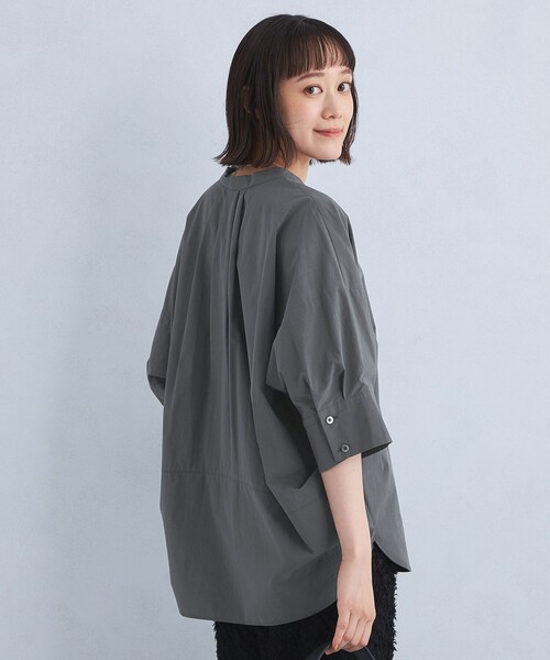 green label relaxing（グリーンレーベルリラクシング）の「バンドカラー スキッパー シャツ（シャツ/ブラウス・レディース・ダークグリーン/ホワイト/ダークグレー・FREE）」の10枚目の写真