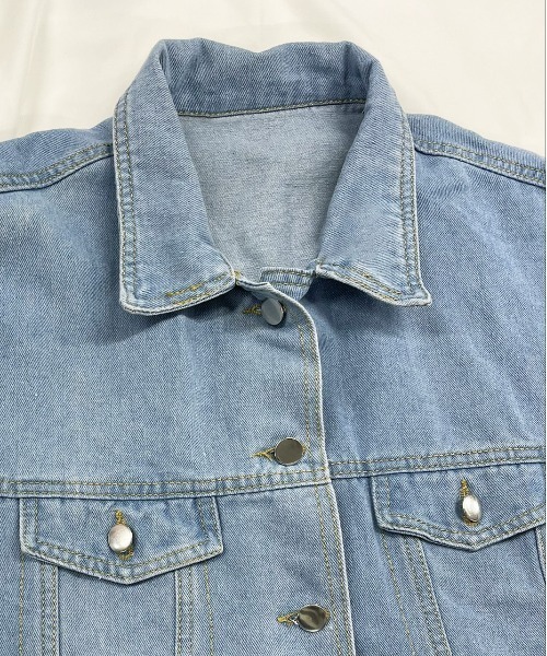 ad thie（アドティエ）の「ビッグシルエット デニムジャケット（デニムジャケット・レディース・ライトブルー・FREE）」の2枚目の写真