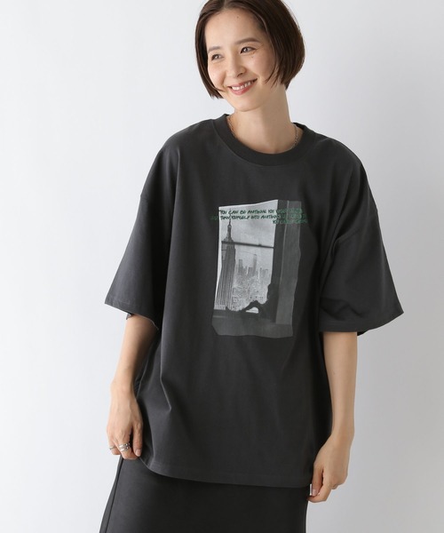 LEPSIM(レプシィム)の「PHOTOプリント6分袖チュニック 141596(Tシャツ/カットソー・レディース・チャコールグレー/オフホワイト・FREE)」の3枚目の写真
