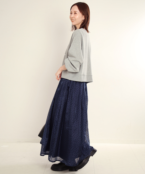 SLOBE IENA（スローブイエナ）の「ロゴショートスウェット（スウェット・レディース・レッド/ネイビー/チャコールグレー・FREE）」の8枚目の写真