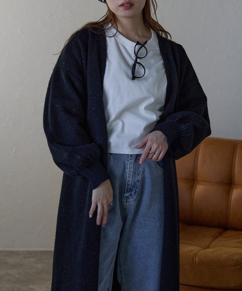 ap retro(アプレトロ)の「トッパーカーディガン ラメニット / オーバーサイズ(カーディガン/ボレロ・レディース・オフホワイト/チャコールグレー/ブラック/ベージュ・FREE)」の3枚目の写真