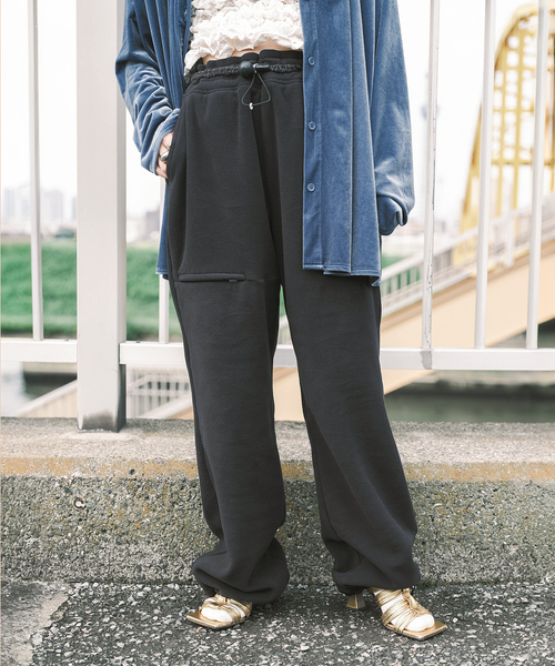 MARMOT(マーモット)の「MARMOT別注 POLARTECH FLEECE PANTS 24FW-L4-04:パンツ(その他パンツ・レディース・イエロー/ブラック・MEDIUM/LARGE)」の2枚目の写真