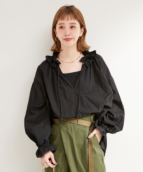 B.CSTOCK  フリルブラウス B.C STOCK（ベーセーストック）の「フリルブラウス（シャツ