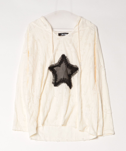 .KOM（ドットコム）の「『.KOM/ドットケーオーエム』スターデザインフードトップス 長袖【Y】【CN】（Tシャツ/カットソー・レディース・ホワイト/ブラック・FREE）」の4枚目の写真
