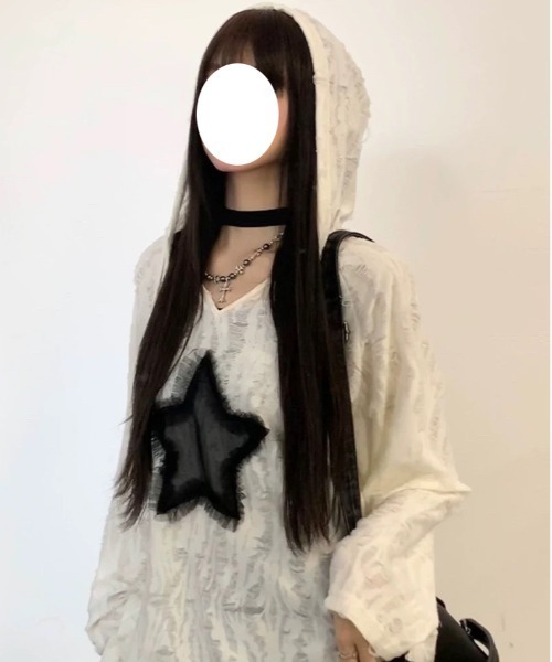 .KOM（ドットコム）の「『.KOM/ドットケーオーエム』スターデザインフードトップス 長袖【Y】【CN】（Tシャツ/カットソー・レディース・ホワイト/ブラック・FREE）」の6枚目の写真