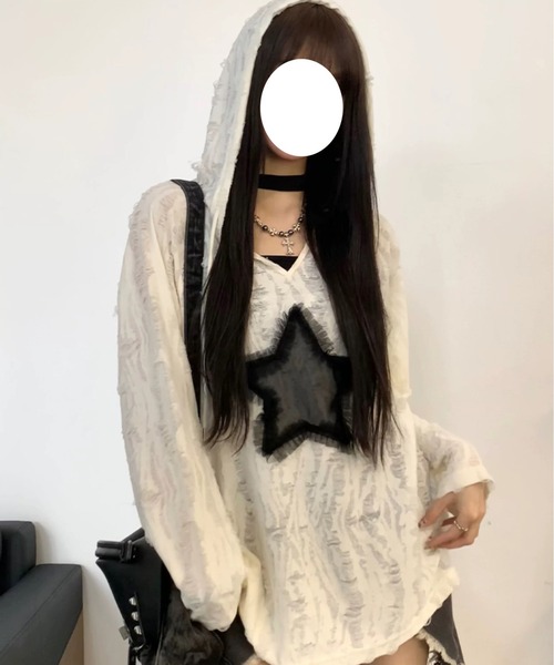 .KOM（ドットコム）の「『.KOM/ドットケーオーエム』スターデザインフードトップス 長袖【Y】【CN】（Tシャツ/カットソー・レディース・ホワイト/ブラック・FREE）」の7枚目の写真