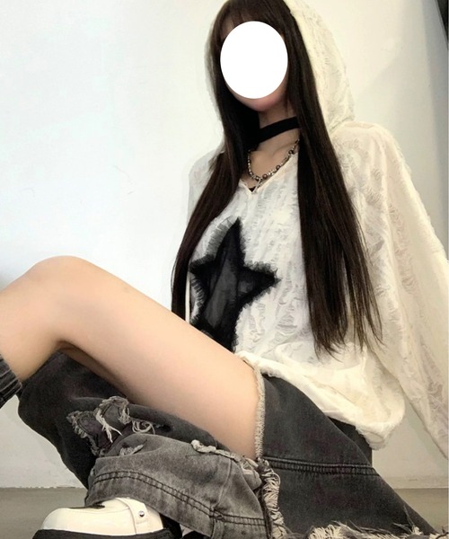 .KOM（ドットコム）の「『.KOM/ドットケーオーエム』スターデザインフードトップス 長袖【Y】【CN】（Tシャツ/カットソー・レディース・ホワイト/ブラック・FREE）」の9枚目の写真