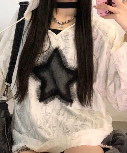 .KOM(ドットコム)の「『.KOM/ドットケーオーエム』スターデザインフードトップス 長袖【Y】【CN】(Tシャツ/カットソー・レディース・ホワイト/ブラック・FREE)」の10枚目の写真