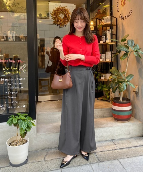Pierrot(ピエロ)の「ラップワイドパンツ(その他パンツ・レディース・チャコール/ブラック・M)」の11枚目の写真