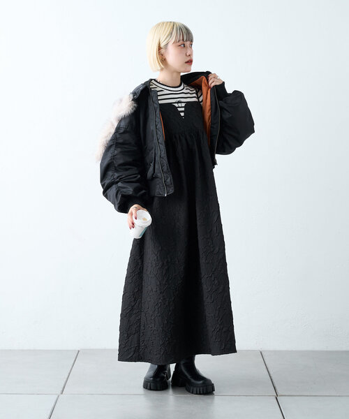 w closet（ダブルクローゼット）の「マルチウェイMA-1（ダウンジャケット/コート・レディース・ブラック/ネイビー/カーキ・FREE）」の7枚目の写真