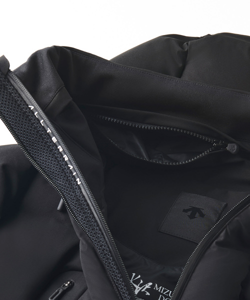 DESCENTE ALLTERRAIN(デサント オルテライン)の「【DESCENTE ALLTERRAIN】 MIZUSAWA DOWN マウンテニアL:ダウン DAWYGK40U(ダウンジャケット/コート・レディース・ブラック・MEDIUM/LARGE)」の18枚目の写真