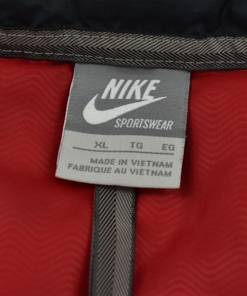 NIKE（ナイキ）の「【ヴィンテージ古着】Y2K NIKE ダウンベスト（ダウンベスト・メンズ・グレー・X-LARGE）」の4枚目の写真