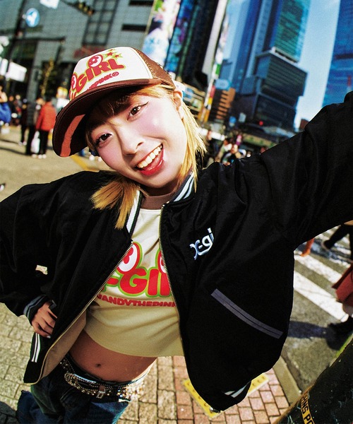 X-girl(エックスガール)の「※X-girl × VTP RAGLAN L/S BABY TEE(Tシャツ/カットソー・レディース・ホワイト/ベージュ・S/M)」の3枚目の写真