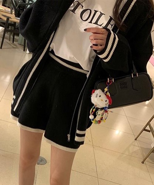 GLAMOROUS JANE（グラマラスジェーン）の「配色ライン入りカーデ×ショートパンツ2点セット（セットアップ・レディース・ホワイト/グレー/ブラック・FREE）」の11枚目の写真