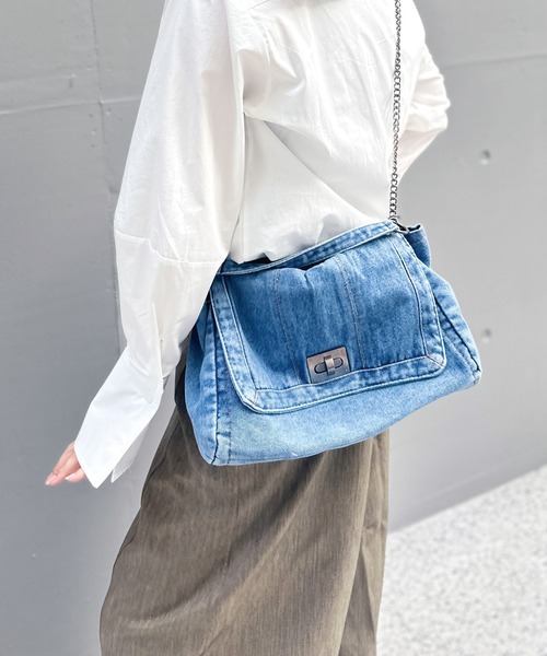 極美品✨ディーゼル ショルダーバッグ クラッチバッグ 2way スタッズ デニム 極美品✨ディーゼル ショルダーバッグ クラッチバッグ 2way