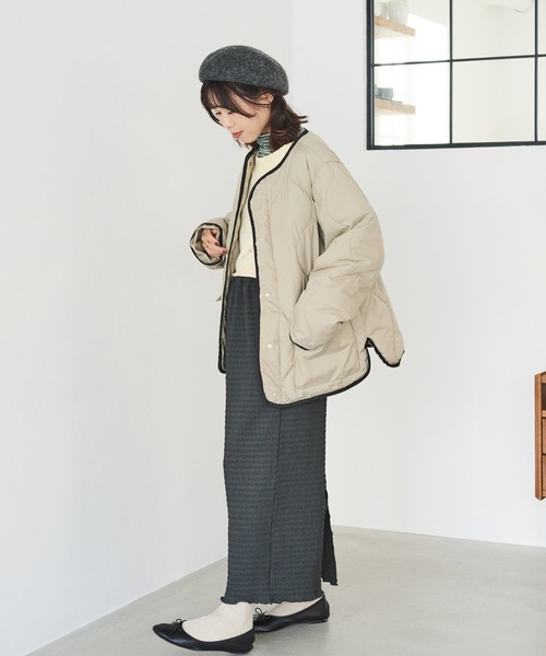 Crisp（クリスプ）の「カラーパイピングキルティングジャケット（ノーカラージャケット・レディース・ベージュ/カーキ・FREE）」の13枚目の写真