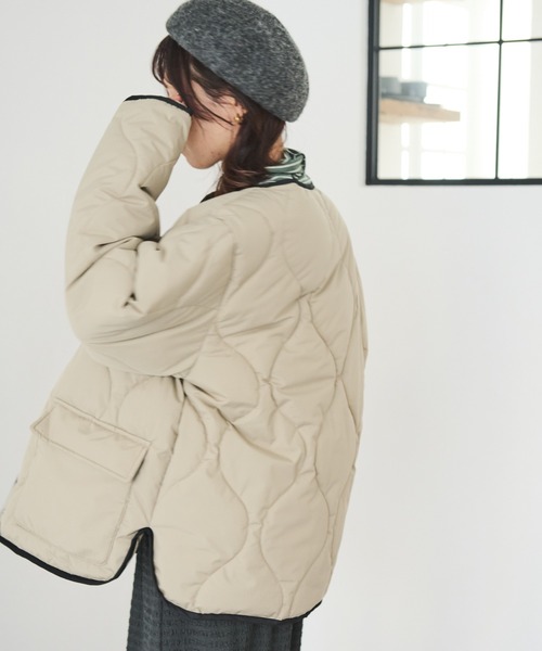 Crisp（クリスプ）の「カラーパイピングキルティングジャケット（ノーカラージャケット・レディース・ベージュ/カーキ・FREE）」の15枚目の写真