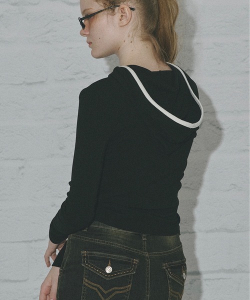 SHAGGIE(シャギー)の「フード付きロングスリーブフライストップス(Tシャツ/カットソー・レディース・ブラック/グレー/グレー系その他/ベージュ系その他・FREE)」の18枚目の写真