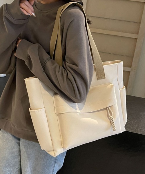 SHEPP（シープ）の「フロントビッグポケットトートバッグ（トートバッグ・レディース・アイボリー/ブラック/ベージュ・F）」の2枚目の写真