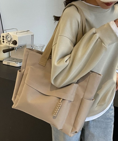 SHEPP（シープ）の「フロントビッグポケットトートバッグ（トートバッグ・レディース・アイボリー/ブラック/ベージュ・F）」の4枚目の写真