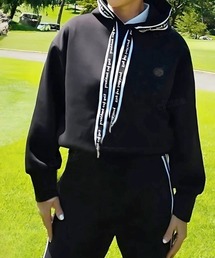 Dalfwin（ダールフィン）の「【セットアップ可能】ラバーラベル付き英字ロゴテープフーディー ゴルフウエア（スウェット）」