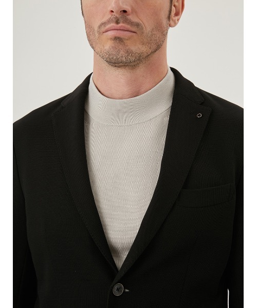 AOURE(アウール)の「CERIMONIA HOPSAC JERSEY JACKET(テーラードジャケット・メンズ・ネイビー/ブラック・SMALL/LARGE/MEDIUM)」の10枚目の写真
