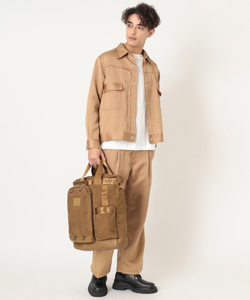 ヘルメットバッグ QUARRY HELMET ブラス（ショルダーバッグ