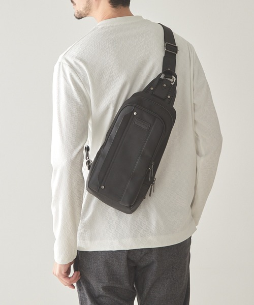 UNION STATION（ユニオンステーション）の「＜UNION STATION bu MEN'S BIGI＞フェイクレザーカジュアルボディーバッグ（ボディバッグ/ウエストポーチ・メンズ・ブラック/チャコールグレー・FREE）」の5枚目の写真