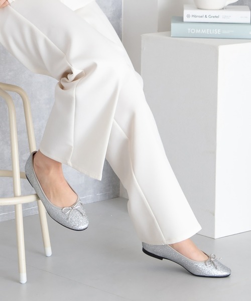 JELLY BEANS（ジェリービーンズ）の「ラウンドトゥモールドソールバレエシューズ【バレエコア】＜クッション性抜群！歩きやすい！＞(211-51323)JELLY BEANS(ジェリービーンズ)（バレエシューズ・レディース・ブラック系/ホワイト/ブラック/シルバー・23.5/24/24.5/22.5/23）」の2枚目の写真