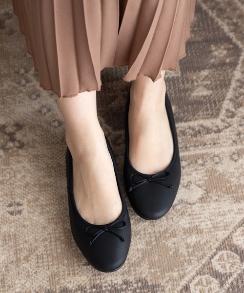 JELLY BEANS（ジェリービーンズ）の「ラウンドトゥモールドソールバレエシューズ【バレエコア】＜クッション性抜群！歩きやすい！＞(211-51323)JELLY BEANS(ジェリービーンズ)（バレエシューズ・レディース・ブラック系/ホワイト/ブラック/シルバー・23.5/24/24.5/22.5/23）」の6枚目の写真