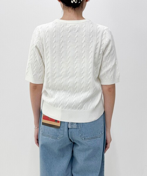 fredy emue(フレディエミュ)の「FR刺繍ケーブル柄ポケ付きプルオーバー(ニット/セーター・レディース・ベージュ/ネイビー/オフホワイト/イエロー/ブルー/ブラウン/レッド・38)」の20枚目の写真