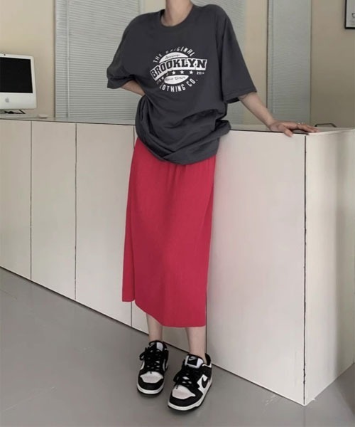 urge：（アージコロン ）の「【URGE：】コーデュロイ サイド スリット タイト スカート（スカート・レディース・イエロー/グリーン/アイボリー/ピンク/ブラック/レッド・SMALL/MEDIUM/LARGE/X-LARGE）」の13枚目の写真