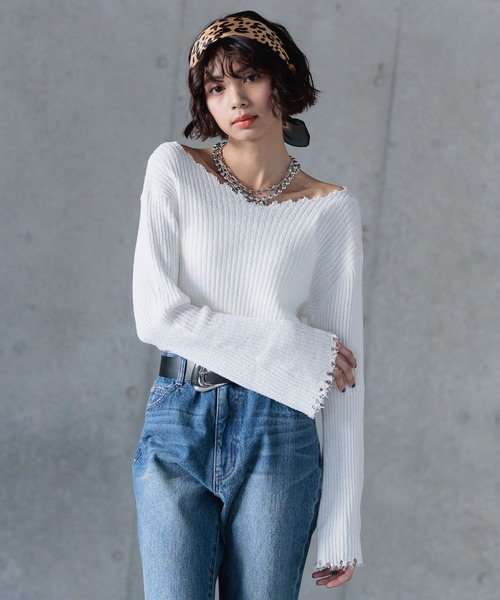 PAGEBOY(ページボーイ)の「【前後着用可能】ダメージリブ2WAYプルオーバー(ニット/セーター・レディース・ライトブルー/オフホワイト/グレー系その他/ブラック・FREE)」の2枚目の写真