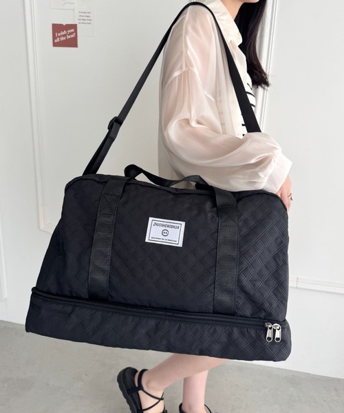 wears(ウェアーズ)の「大容量 キルティング軽量トラベルボストンバッグ(ボストンバッグ・メンズ・ブラック/ホワイト/ピンク・FREE)」の2枚目の写真