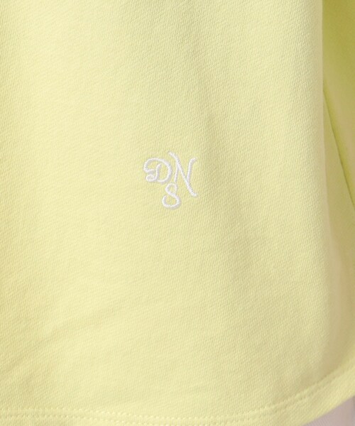 Dessin(デッサン)の「【360度可愛い・洗える】バックヘンリーカットソー(5分袖/XS~L)(Tシャツ/カットソー・レディース・ホワイト系/グレー/イエロー系その他/ネイビー/ブルー/ナチュラル/キャメル/イエロー/チャコールグレー・00/01/02/03)」の12枚目の写真