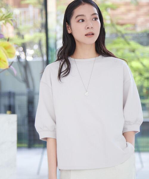 Dessin(デッサン)の「【360度可愛い・洗える】バックヘンリーカットソー(5分袖/XS~L)(Tシャツ/カットソー・レディース・ホワイト系/グレー/イエロー系その他/ネイビー/ブルー/ナチュラル/キャメル/イエロー/チャコールグレー・00/01/02/03)」の14枚目の写真