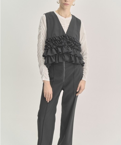 Muel Chic(ミュエルシック)の「Riliance vest リライアンスベスト(ベスト・レディース・ネイビー/イエロー/ウッド・FREE)」の14枚目の写真