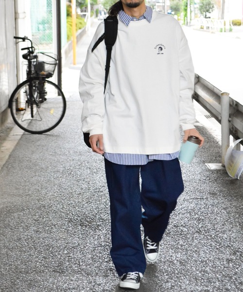 Sunny Smith(サニースミス)の「【SUNNY SMITH】Smith Signature ワンポイント刺繍ロングスリーブTシャツ(CP)(Tシャツ/カットソー・メンズ・スモーク/ホワイト・L/M)」の19枚目の写真