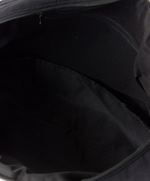 ROOPTOKYO（ループトウキョウ）の「Gathered Nylon Shoulder Bag / ギャザーナイロンショルダーバッグ（ショルダーバッグ・レディース・レッド/ブラック/ホワイト/グレー・FREE）」の16枚目の写真