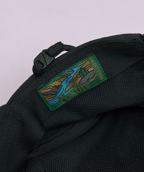 FREAK'S STORE(フリークスストア)の「Foxfire × FREAK'S STORE/フォックスファイヤー 別注 コード付き 2WAYナイロンキャップ(ハット・レディース・ベージュ/ブラック・ONE SIZE)」の4枚目の写真