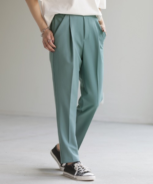 HUG.U（ハグユー）の「美活。テーパードカラーパンツ きれいめスタイル（スラックス・レディース・レモンイエロー/グレイッシュベージュ/ブラック/ライトブルー/ライトベージュ/ダークベージュ/ネイビー/オレンジ/テラコッタ/ピンク・L/M/LL）」の6枚目の写真