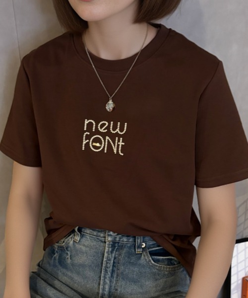 Girly Doll(ガーリードール)の「プレート付き刺繍ロゴTシャツ(Tシャツ/カットソー・レディース・ブラック/グレー/ブラウン/ボルドー・F)」の9枚目の写真