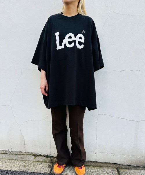 Lee(リー)の「LEE / SUPERSIZED LEE LOGO S/S TEE / LT3196(Tシャツ/カットソー・レディース・ホワイト/グレー/ブラック/ネイビー・FREE)」の3枚目の写真