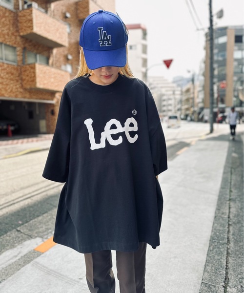 Lee(リー)の「LEE / SUPERSIZED LEE LOGO S/S TEE / LT3196(Tシャツ/カットソー・レディース・ホワイト/グレー/ブラック/ネイビー・FREE)」の10枚目の写真